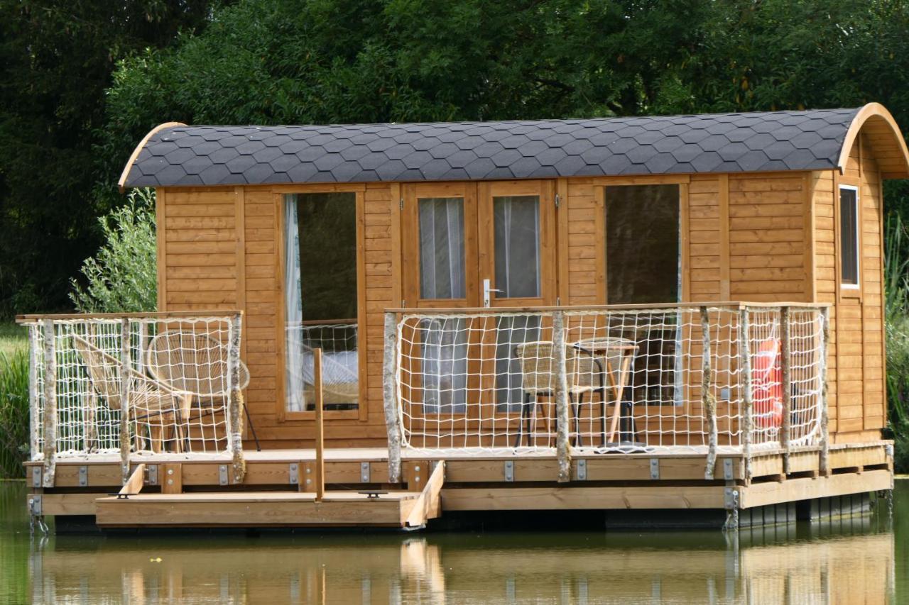 Les Cabanes Flottantes Givrauval Extérieur photo