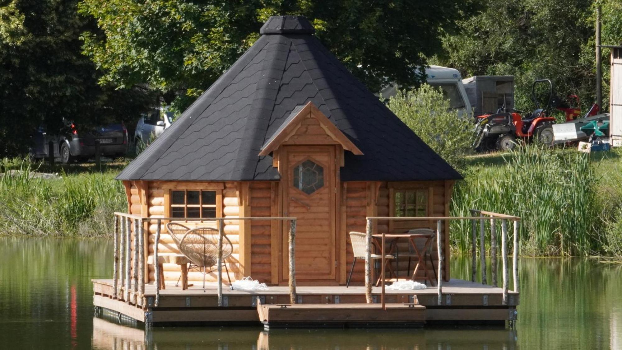 Les Cabanes Flottantes Givrauval Extérieur photo